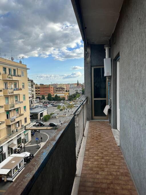 Metro C - Centocelle Ampio Appartamento Con Tre Camere Da Letto Rome Exterior photo